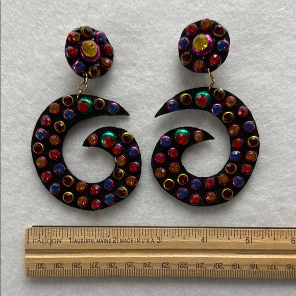 Vintage Patent Leather Rhinestone Multicolor Statement Clip on Dangle Earrings - Picture 6 of 6